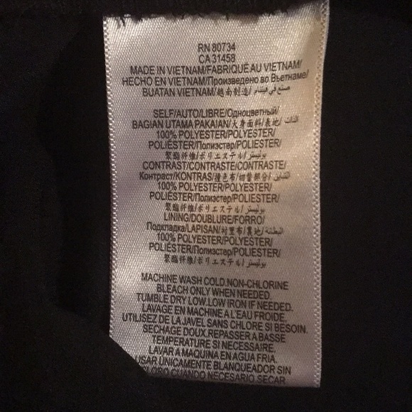 NWOT BCBGeneration Shift Dress With Floral Texture - Picture 8 of 8